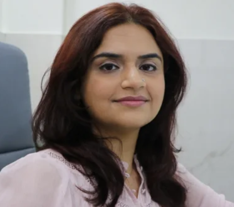 Dr. Shruti Marwah Handa | Cosmetic & Plastic Surgeon In Delhi | Rhinoplasty, Facelift and Eyelid Surgeon In Delhi